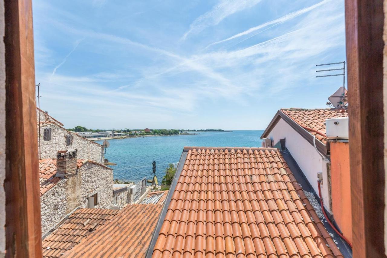 Old Town Apartments In Umag Kültér fotó